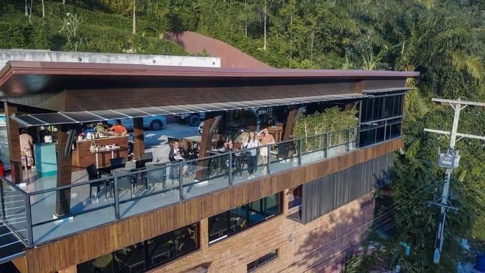 Blue Mountain Phangnga Resort Exterior foto